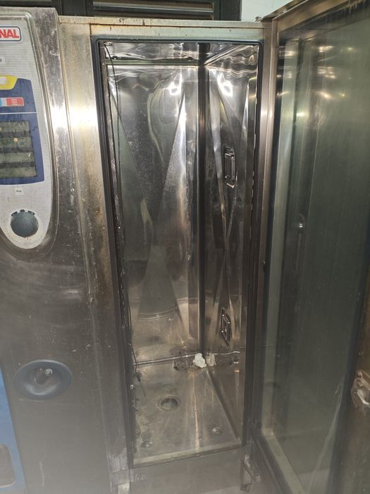 Fornos Rational para reparar ou peças