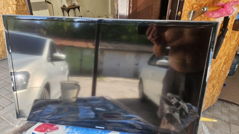Телевізор Samsung 32"