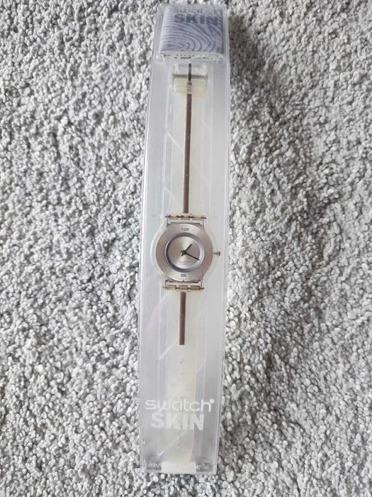 Relógio SWATCH Skin SFK119