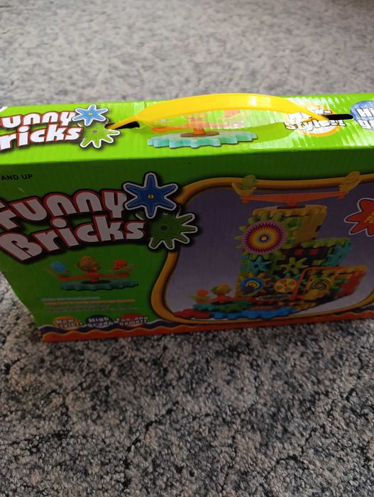 Дитячий конструктор Funny Bricks, 81 деталь, новий