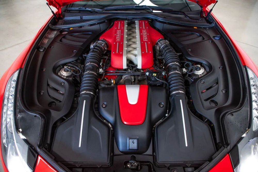 Ferrari FF 6.3 V12