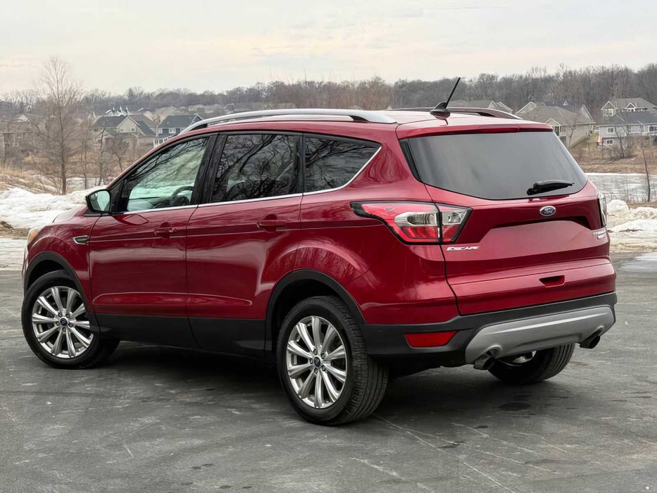 Ford Escape Titanium      2018