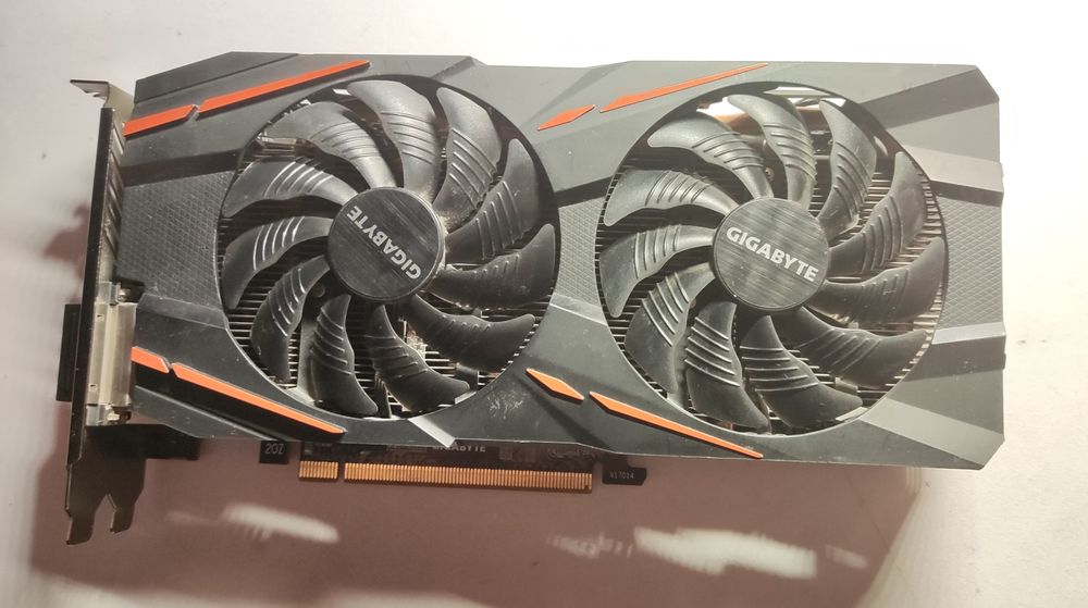 Видеокарта rx570 4gb Gigabyte