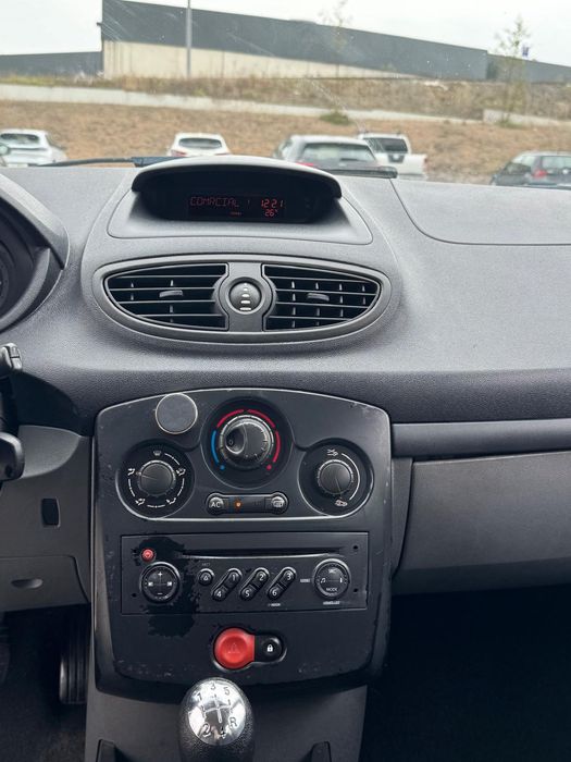 Renault Clio III 1.2  2008 Nacional