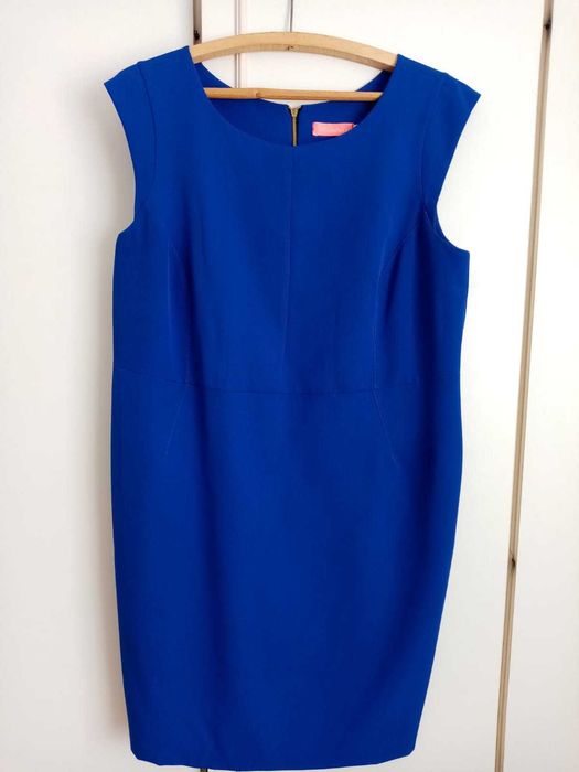 Chabrowa sukienka idealna na wesele