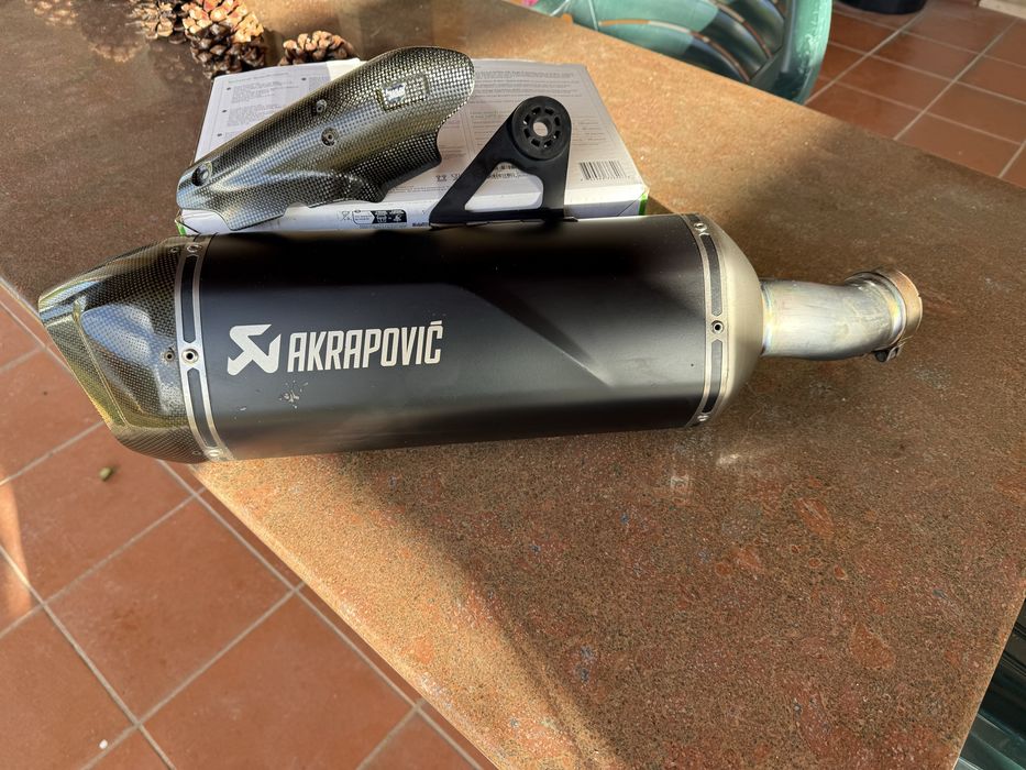 Escape Akrapovic em titanium para bmw gs 1250