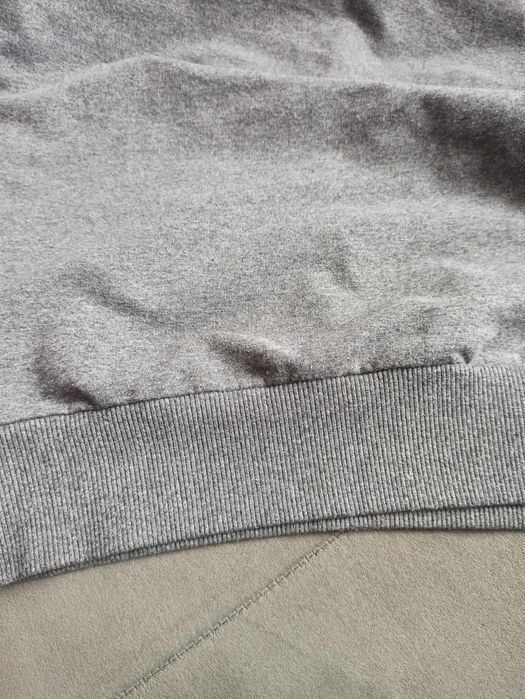 Bluza, jesień,cekinowe rękawy