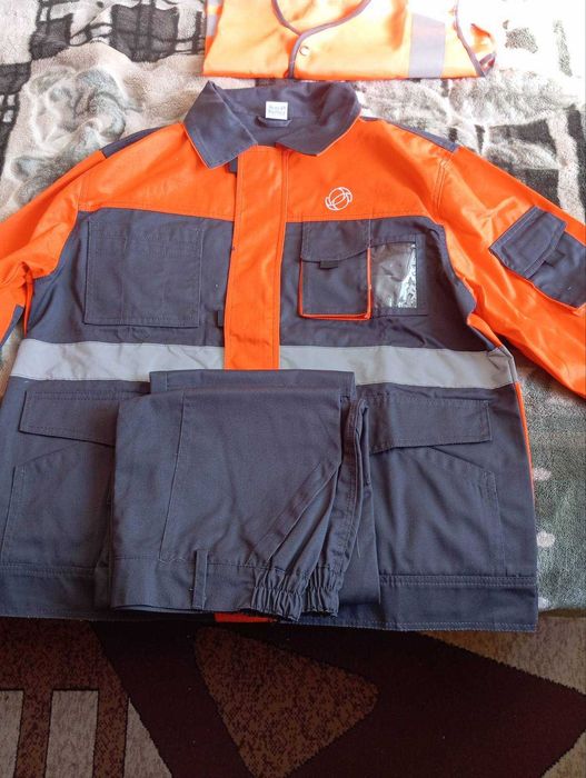 Продам Рабочую одежду, светоотражающий желет