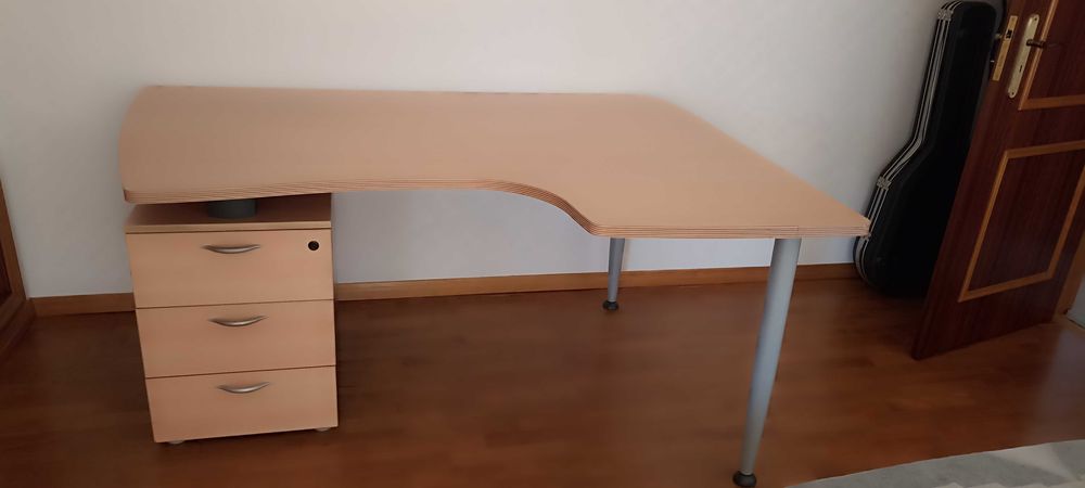 Secretária de escritório