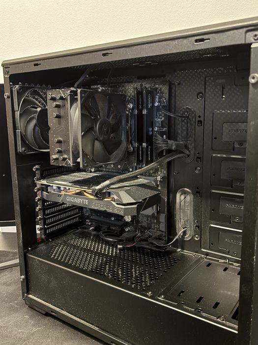 Komputer do gier i5-9400F / RTX 2060 6GB / 16GB RAM — x-kom G4M3R RGB