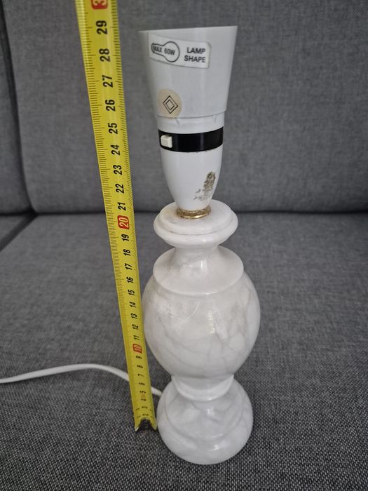 Stara lampa z Marmuru (onyxu)