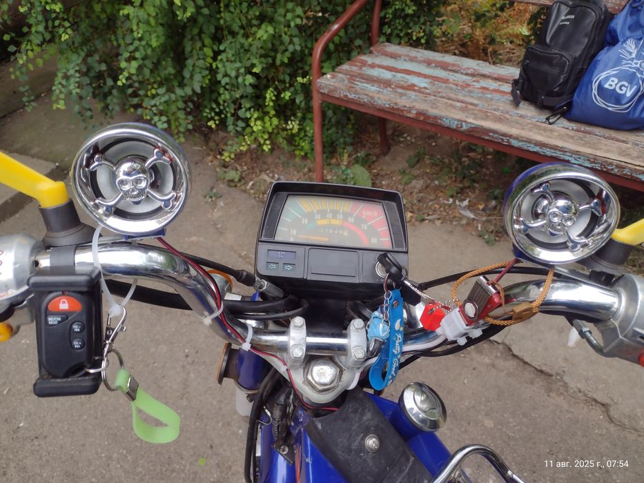 Китайский Мопед сингл.мотоцикл иж