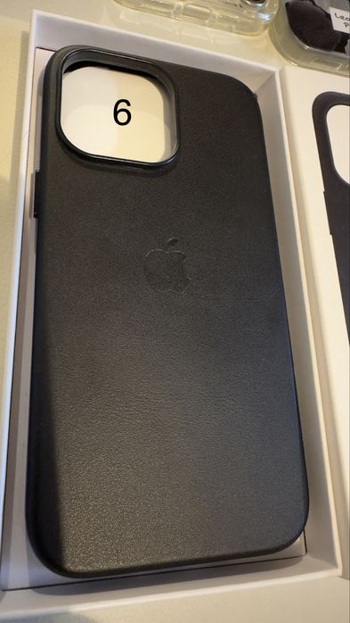 Чохли на IPhone 14 pro max