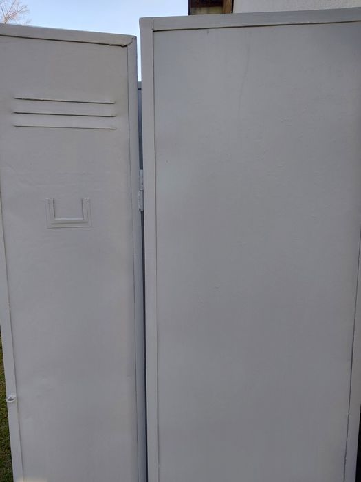 Sprzedam szafę metalowa