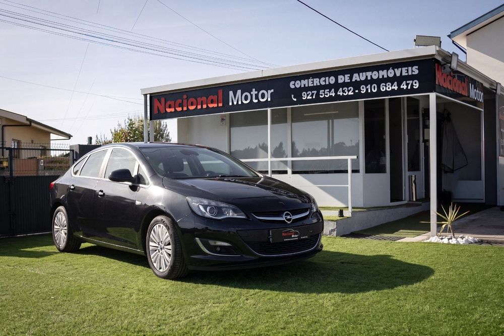 Opel Astra 1.7 CDTi Cosmo Start/Stop