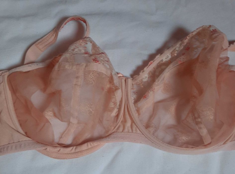 Biustonosze Samanta 65 L