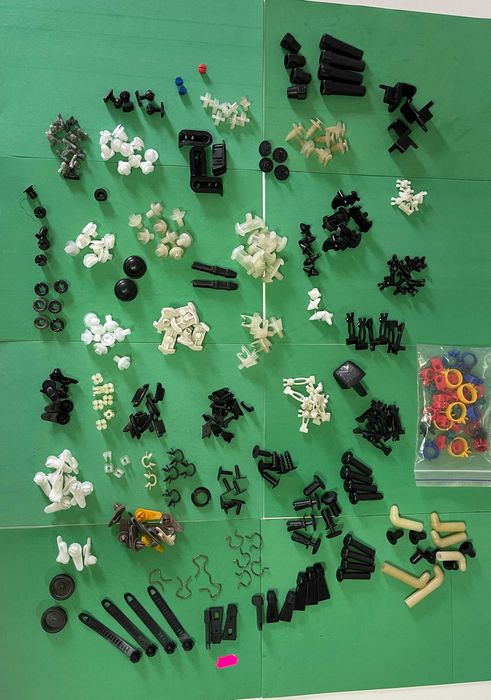 ваз клипсы на решетку ваз 2103