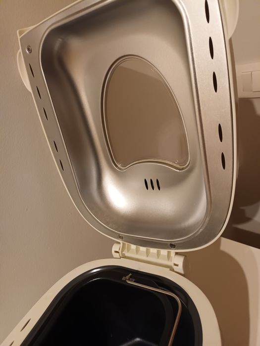 Máquina de fazer pão e massas