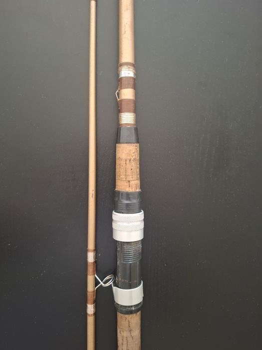 Wędka spiningowa Abu Garcia SUEGIA 322 ZOOM, 195cm 15-30g KLASYK

SUEGIA 322 ZOOM, Ca 6/1' - 195cm 15-30g