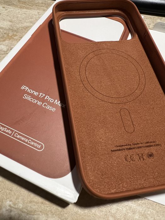 Capa iPhone 17 Pro Max Silicone Case c/Magsafe