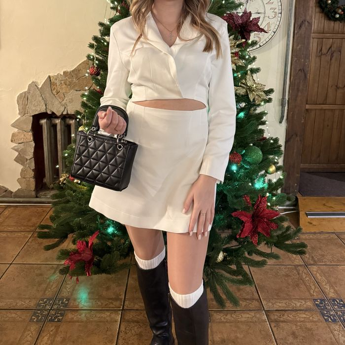 Біла сукня М в стилі Zara