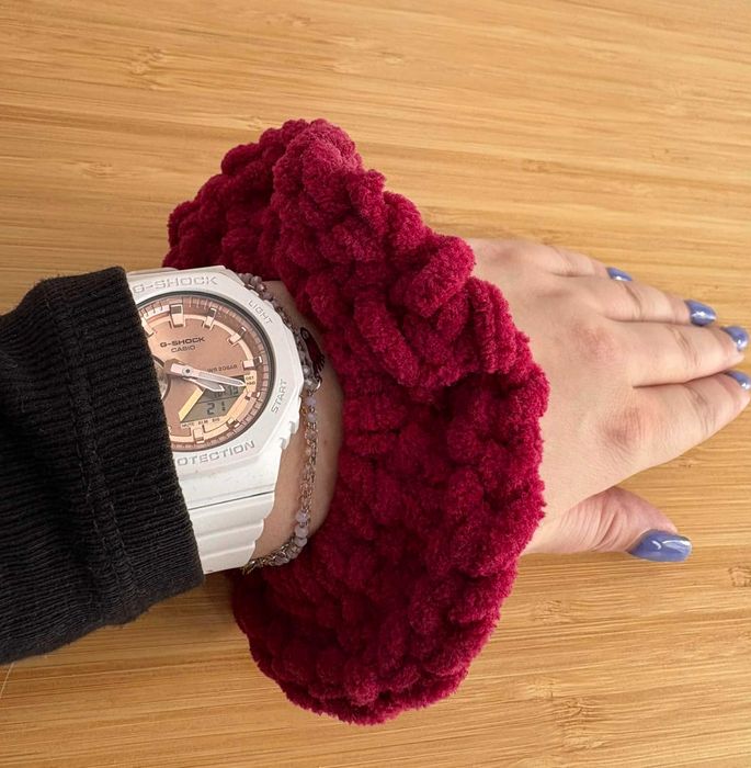 Ręcznie robiona scrunchie / gumka do włosów – handmade