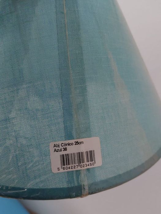 Abajour azul novo e usados.