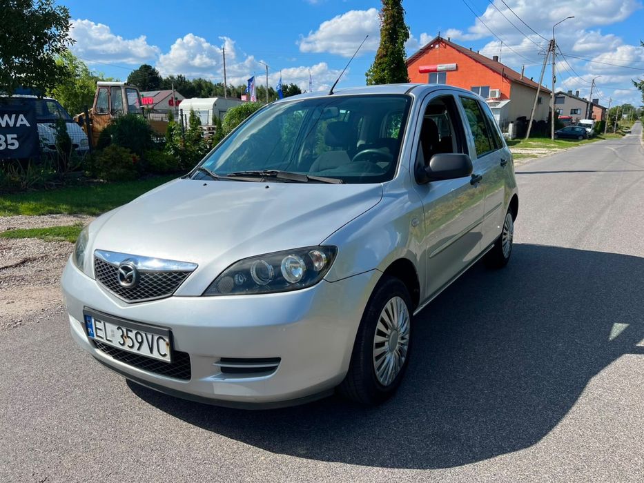 Mazda 2