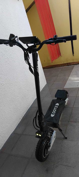 Trotinete elétrica todo o terreno OOTD-T10 - NOVA