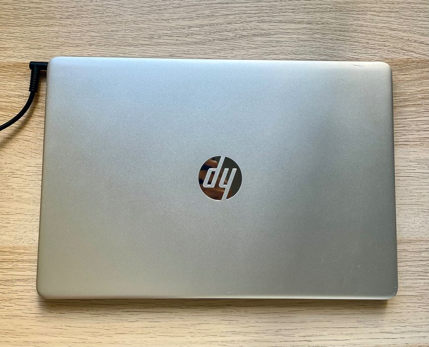 Laptop Computer491654994063544322