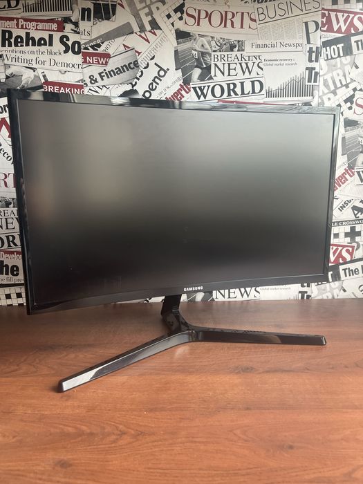 Monitor gamingowy Samsung 24" CRG50 Curved 144Hz – Stan idealny!