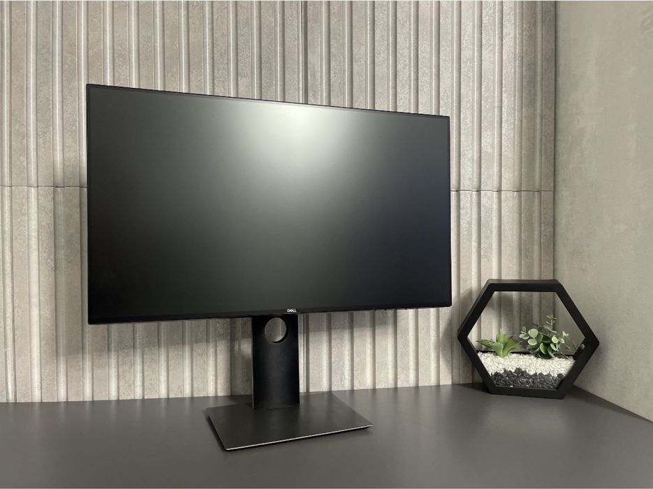 Ідеальний 2К монітор DELL U2518D 25 дюймів