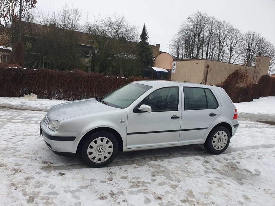 Volkswagen Golf 4