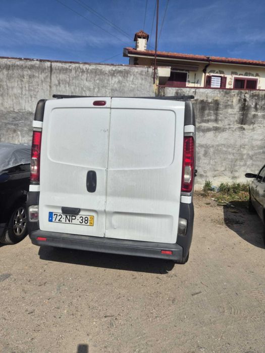 Carrinha Renault Trafic485623975673876482