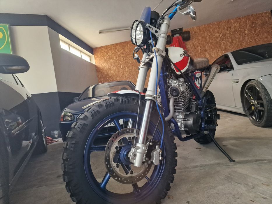 Honda Dominator 660cc Scrambler Única