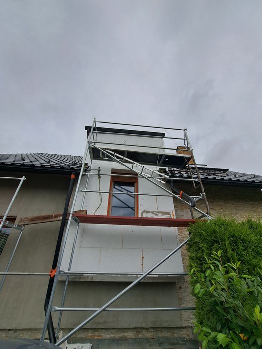 Rusztowanie elewacyjne plettac