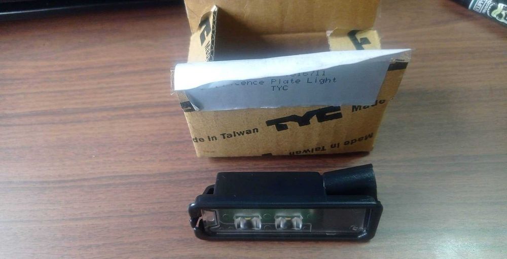 Luz de chapa de matrícula  TYC