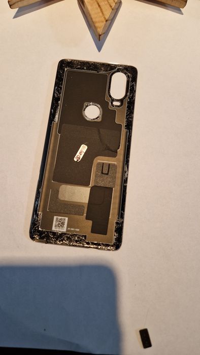 Motorola One Vision XT1970 - klapka baterii