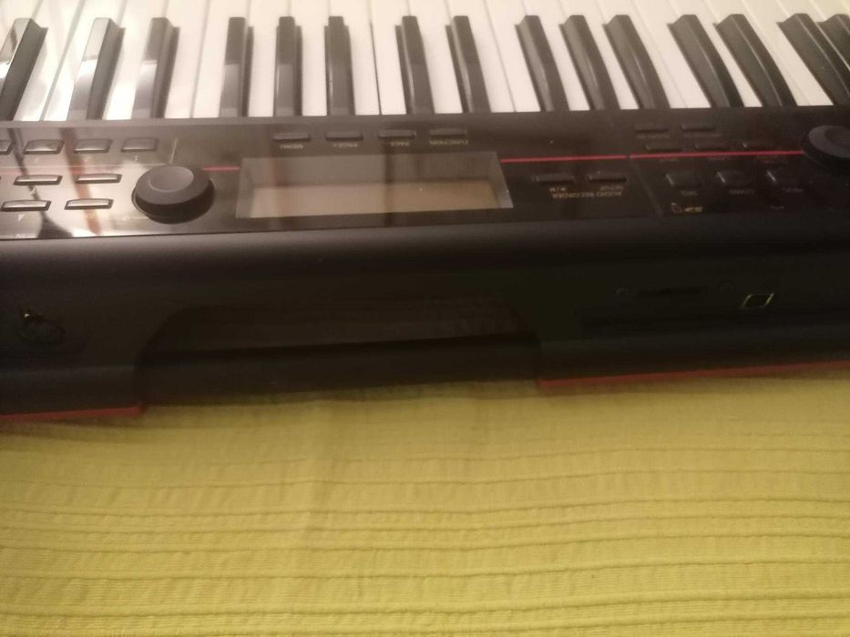 Sintetizador Korg Kross 61