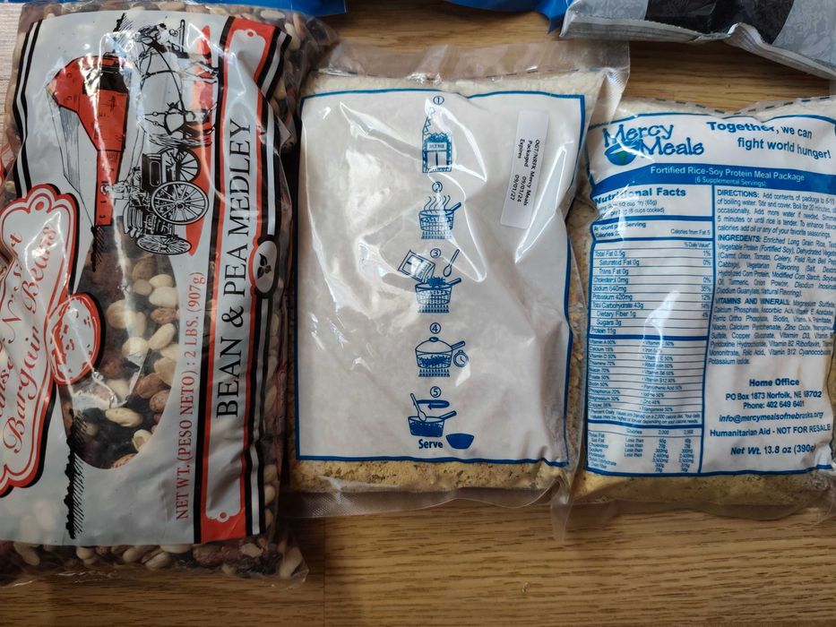 Продукти харчування, крупи, консерви, овочеві суміші