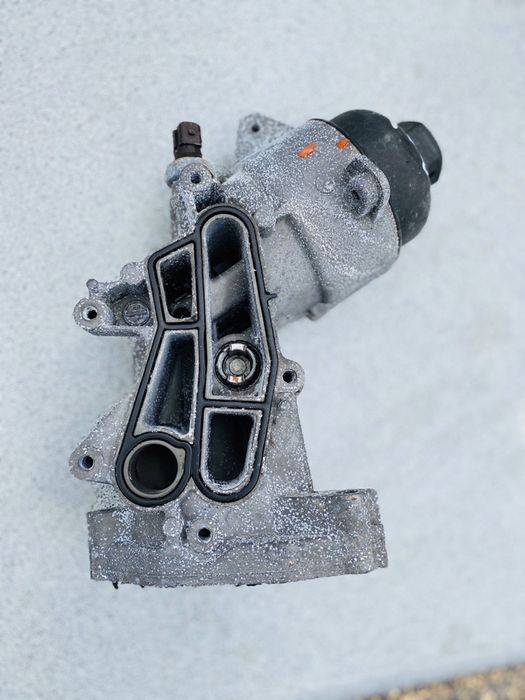 Бмв Е39 Е46 М57 3.0 дизель Маслостакан 530д 330д Масляний стакан BMW
