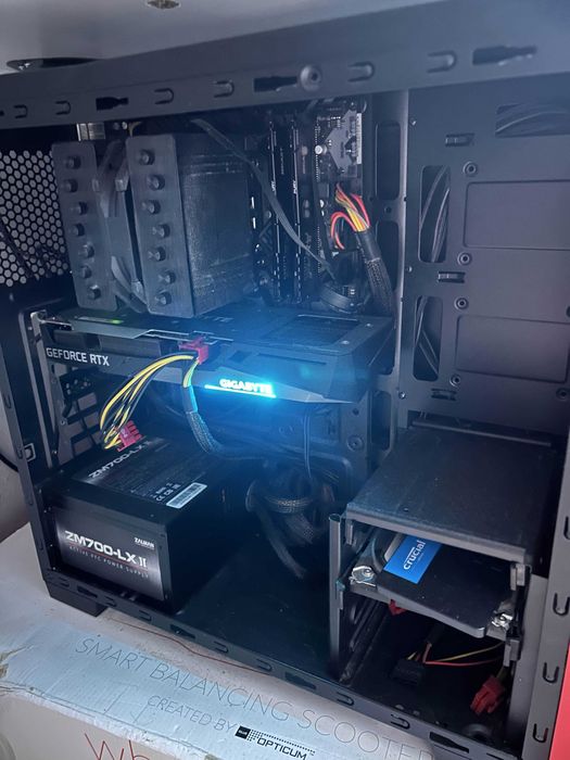 Komputer z RTX 3060+i5 12600k + monitory