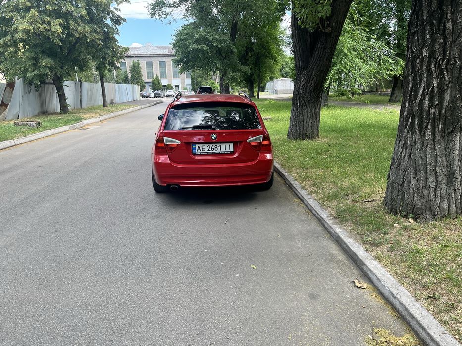 Продам BMW e91 320
