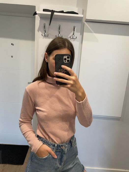 Różowy golf dla kobiet