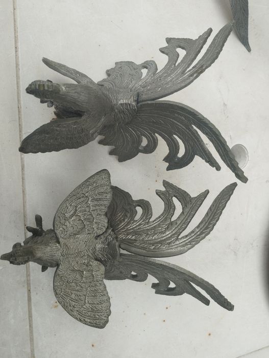Peças decorativas em estanho