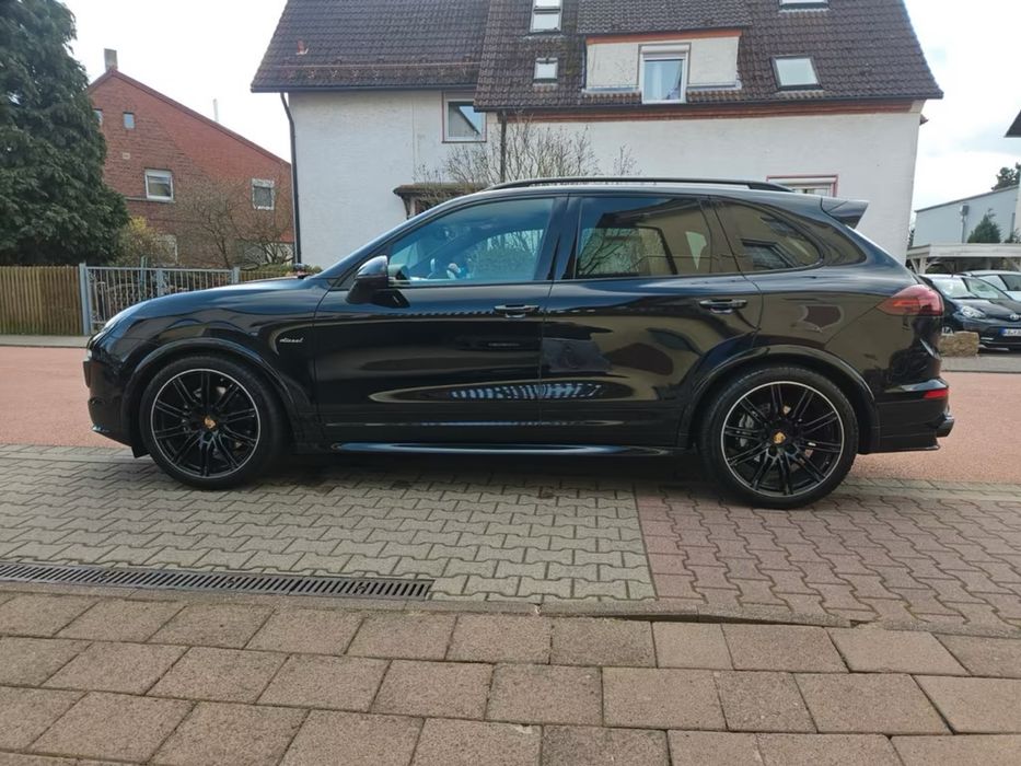 Oryginalne koła 21 Porsche Cayenne II 958 opony 295/35 R21 2025r