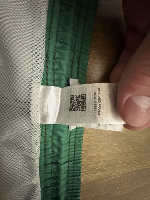 Шорти Lacoste.Розмір доросла S.