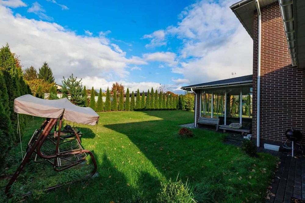 Продаж будинку в с.Хотів 250 кв.м. 10 соток.Чабани.