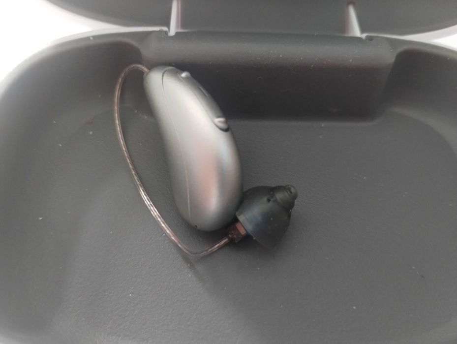 Aparat słuchowy AudioNova DX 90 Li - R GEERS jak Nowy