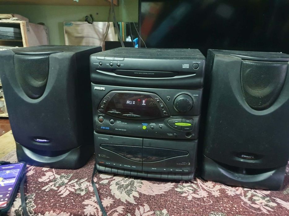 Музичний центр PHILIPs